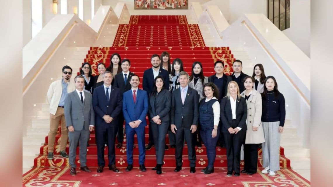 Escándalo: diputados libertarios viajan a China con fondos públicos