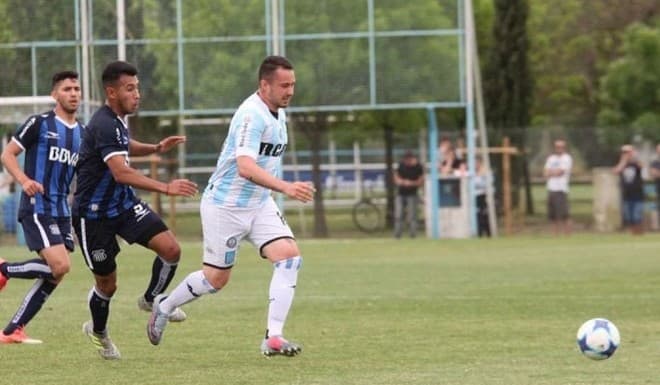 Ex Racing se suma al equipo de Messi y Suárez en Uruguay