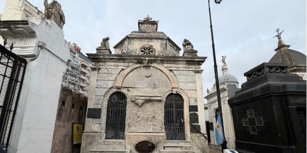 La Justicia frena el gift shop en la Recoleta: el cementerio no es un shopping