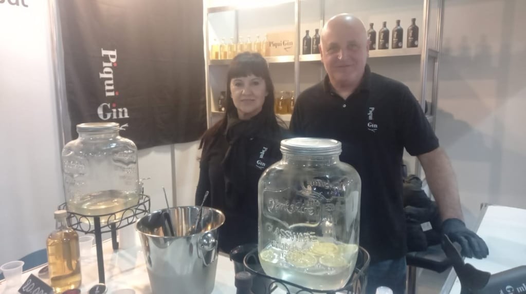 Gin artesanal y valor agregado: el interior productivo que desafía la crisis